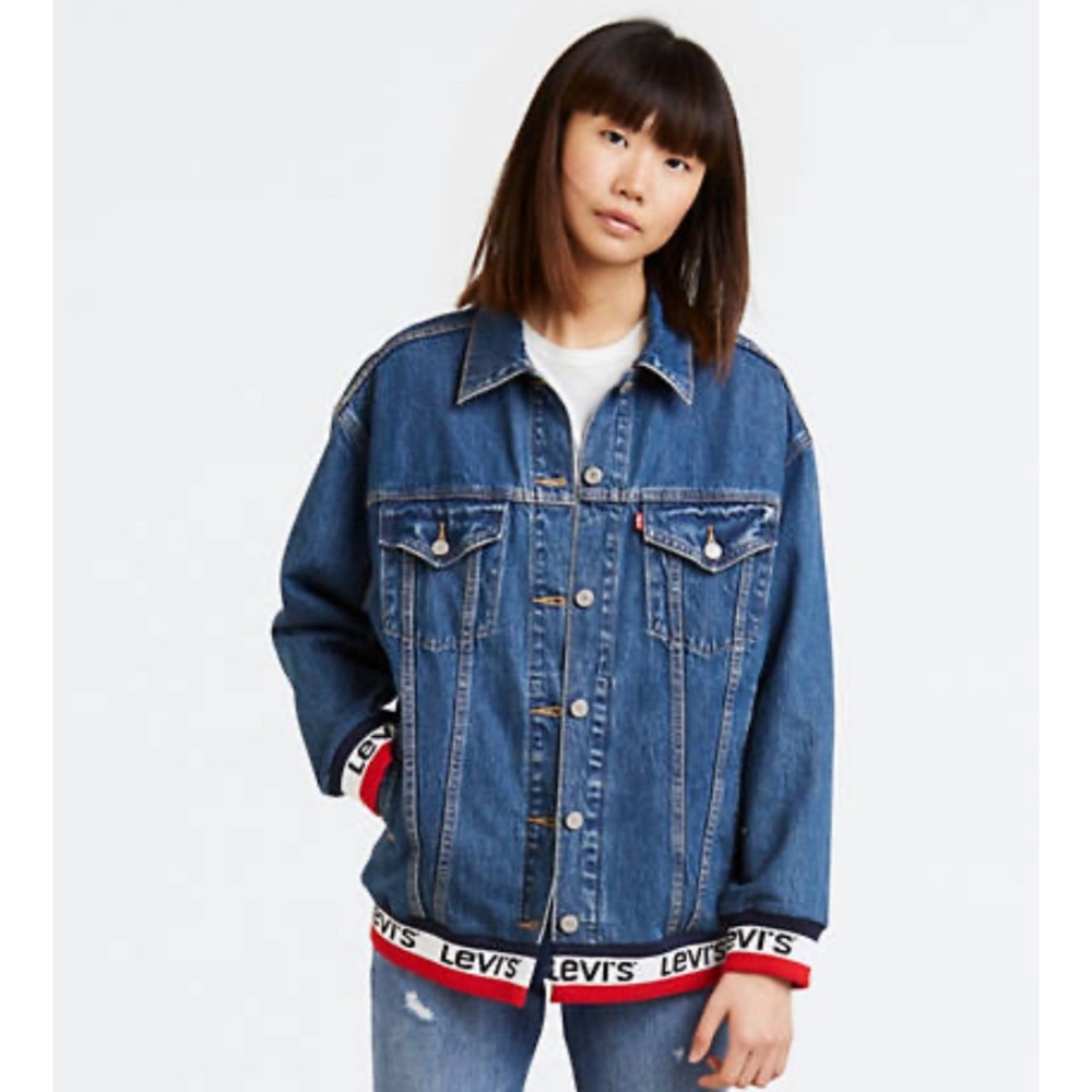 Levi’s Baggy Sport Tape Trucker
